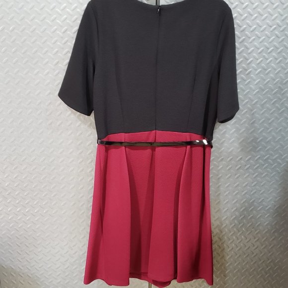 NWT AGB Belted Color Block Red - Black (12) - Picture 2 of 5
